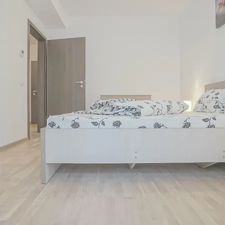 Cn2i Luxury Accommodation/dealul Morii9 Апартаменти Брашов